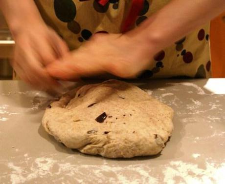Pound again Olive and parmesan bread rolls