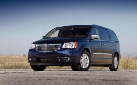 2011 Chrysler Town and Country Pictures