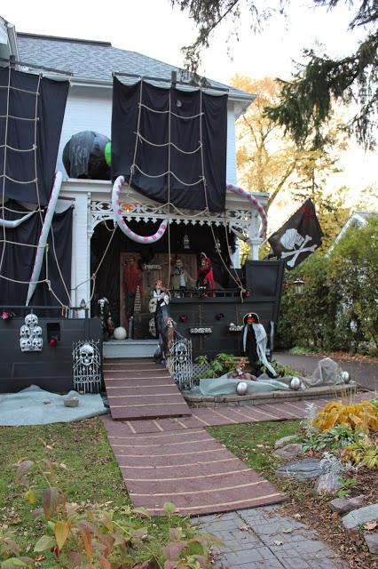 Pirate Ship Boat House in Unionville, ON - The Black Pearl!