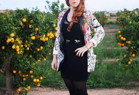 TheMowWay.com  - Floral Blazer in Autumn Outfit
