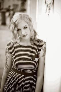 Track Of The Day: She Makes War - 'Delete (Live from Rattlesnake)' Track Of The Day: She Makes War - 'Delete (Live from Rattlesnake)'