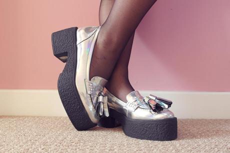  - fashion-topshop-holographic-jolene-loafers-L-Q4yBED