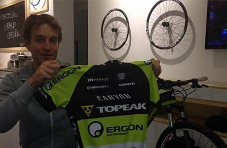 Kristian Hynek signs with Topeak Ergon