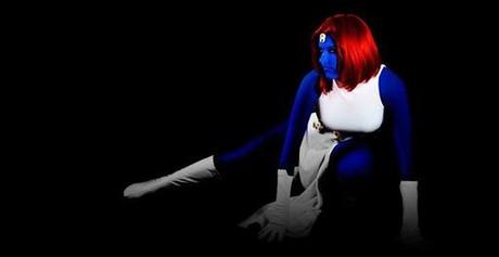 Lossien as Mystique (Photo by SuperHero Photography by Adam Jay)