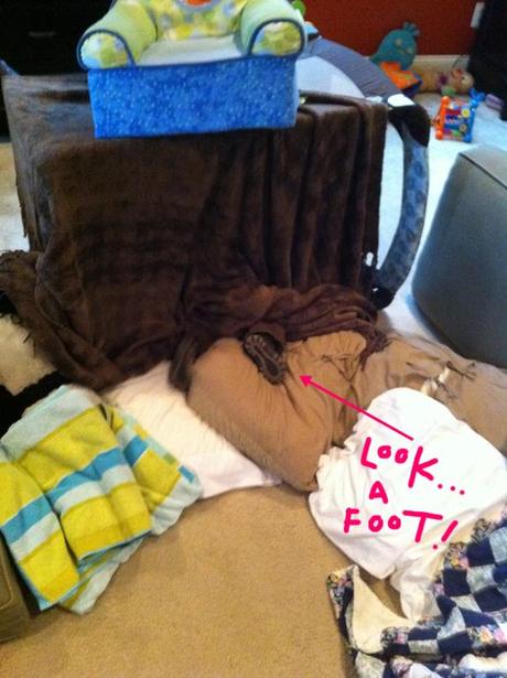 fort Captionpalooza 2011: photo 6