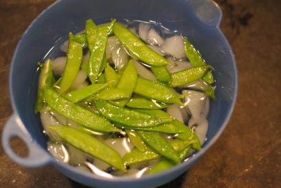 Blanched snow peas