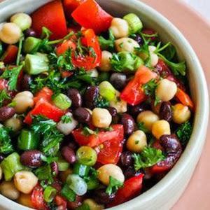 http://recipes.sandhira.com/bean-salad-salsa-dressing.html