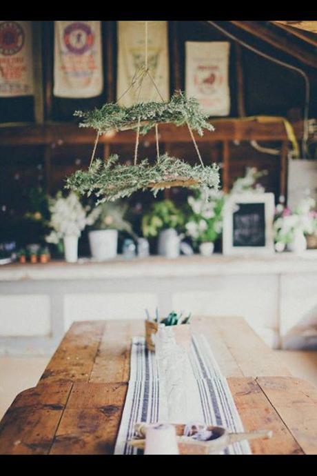 A simple greenery and twine 