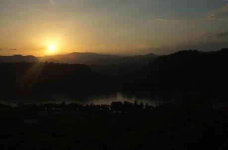 Phou Si sunset