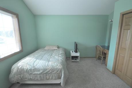 Bedroom Before Home Staging