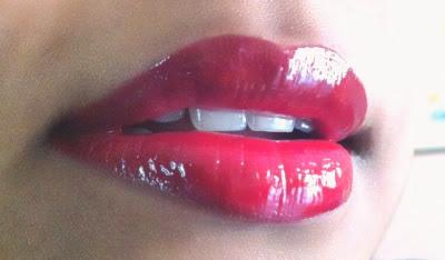 Elizabeth Arden Beautiful Color Luminous Lip Gloss in Red Door Red - Review, Swatches