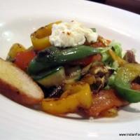 Warm goat cheese salad with grilled peppers