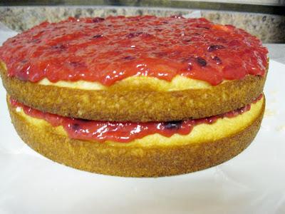 Merry Berry Eggnog Cake