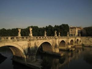 View of the river Tiber and the Sant'Angelo bridge
