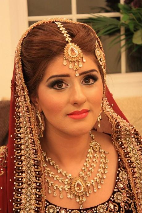 Muslim bride in Oriental attire