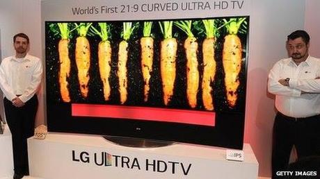 Samsung Shows Off Its Bendable TV @ CES 2014