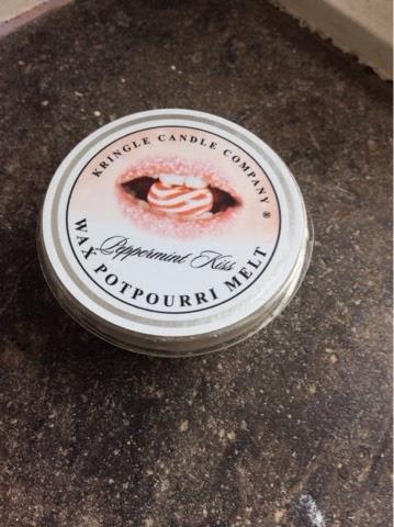 Kringle Candle Review || Peppermint kiss