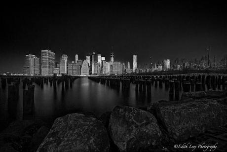 City On The Edge Brooklyn Heights, Manhattan, city view, cityscape, Hudson River, long exposure, golden hour, sunrise, travel photography, Black & White, monochrome