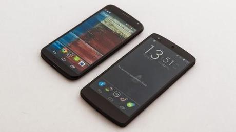 Moto X or Nexus 5. What to choose?
