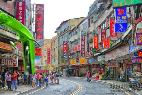 Taiwan – Sun Moon Lake 日月潭: Picturesque Nature Sun Moon Lake 日月潭