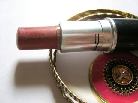 MAC Satin Finish Lipstick TWIG Review, Swatches and FOTD MAC Satin Finish Lipstick TWIG Review, Swatches and FOTD