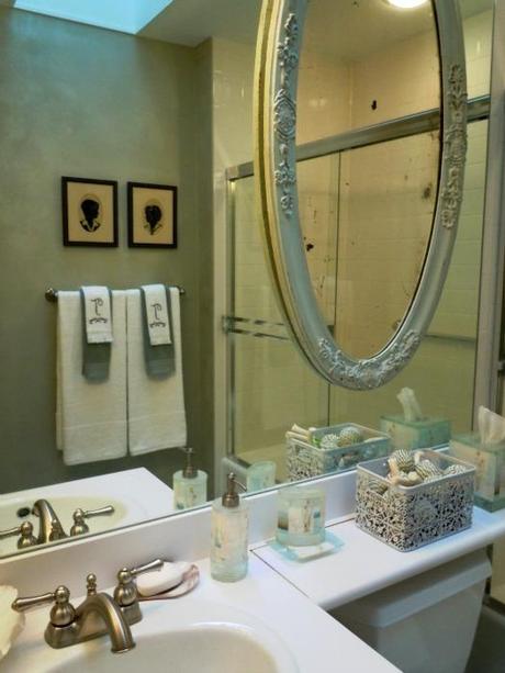 Custom wall finish by The Colorful Bee custom wall finish in a beautiful guest bath