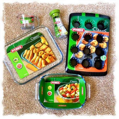 Pyrex Goodies, I won them :) © http://randallssoapbox.com/