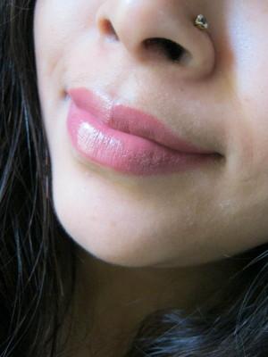 MAC Creamsheen Lipstick Cream in your Coffee Lip Swatches