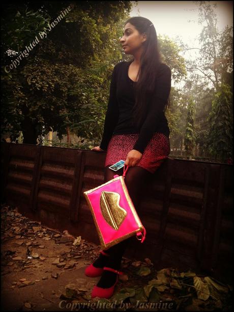 A Clutch That Brightens Everything!! A Clutch That Brightens Everything!!