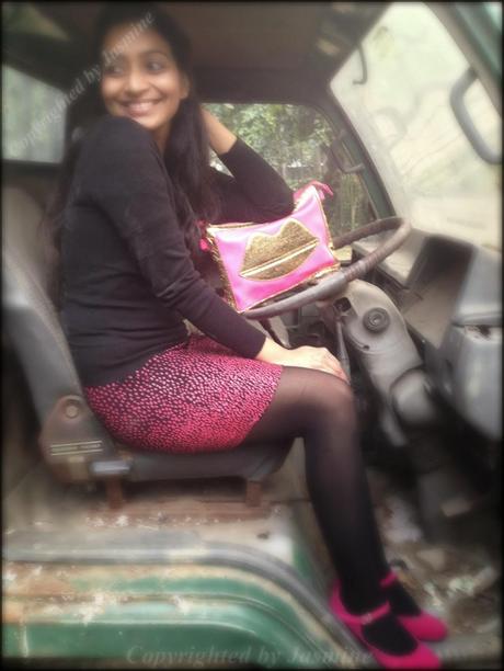 A Clutch That Brightens Everything!! A Clutch That Brightens Everything!!