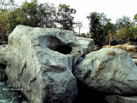 Geology of Dasam Falls in Ranchi district of Jharkhand State, India.