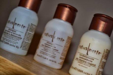 Review - Naturalmente shampoo and conditioner
