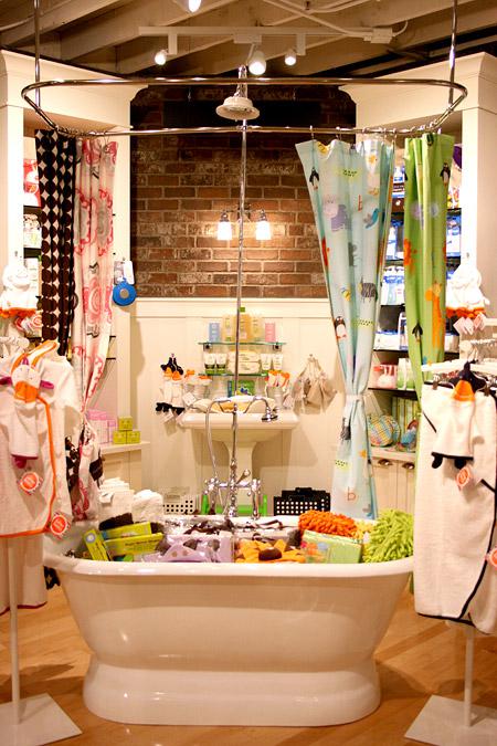 giggle santa monica great giveback GIGGLE: Store Opening & Charity Event