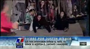 justin-bieber-fans-argentina-gone-wild justin bieber fans argentina gone wild 300x165 Celebrities in Argentina