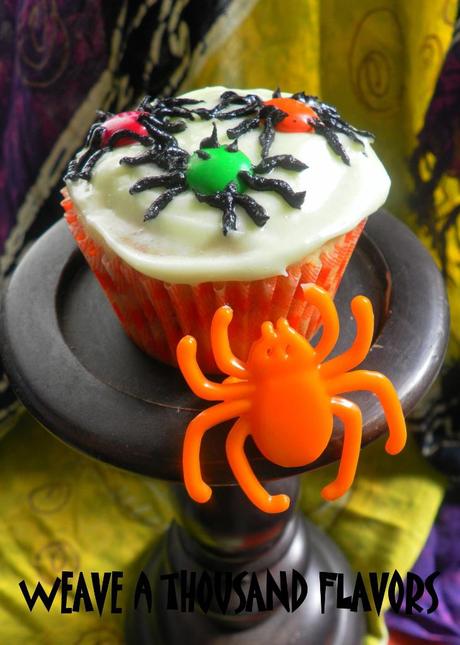 Spidery Cupcakes -03
