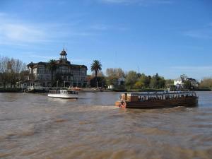 tigre 300x225 Summer in Buenos Aires tips from a local 