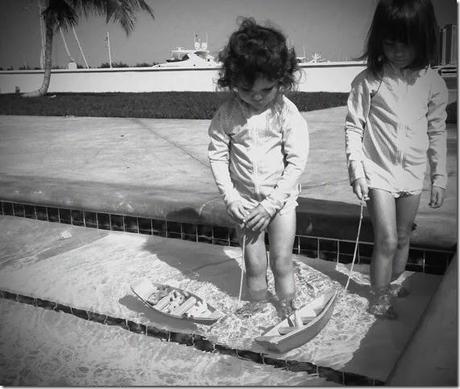 BW boat play BW boat play