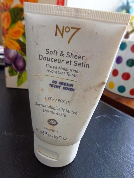 Review: Boots No7 Soft & Sheer Tinted Moisturiser SPF 15 Medium