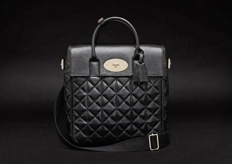 Cara Delevingne Teams Up with Mulberry for Bag Collection Cara Delevingne Teams Up with Mulberry for Bag Collection