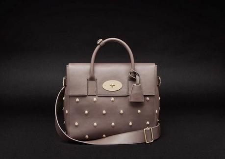 Cara Delevingne Teams Up with Mulberry for Bag Collection Cara Delevingne Teams Up with Mulberry for Bag Collection