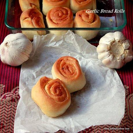 Garlic Bread Rolls Recipe