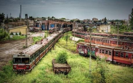 29 Amazing Abandoned Places Around the World abandoned places 25