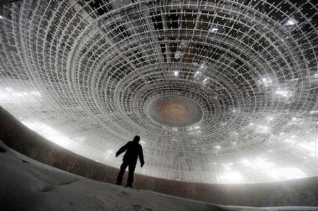 29 Amazing Abandoned Places Around the World abandoned places 10