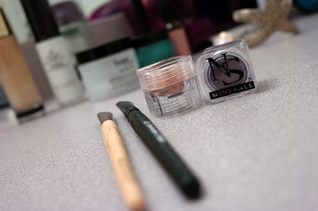 shimmery new toys: ns minerals make up