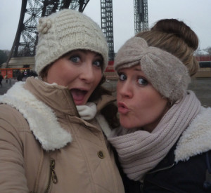8 Ways Selfies Can Make Your Life Better BFF selfie