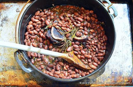~red beans with beef marrow bones & aromatics~
