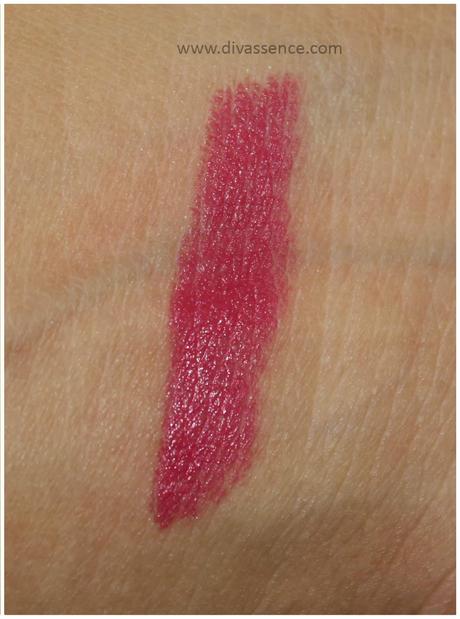 Avon Simply Pretty ColorLast Lipstick in Scarlet: Review, Swatches, LOTD
