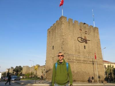 My Top 5 Things to see and do When Backpacking in Trabzon, Turkey trabzon walls turkey