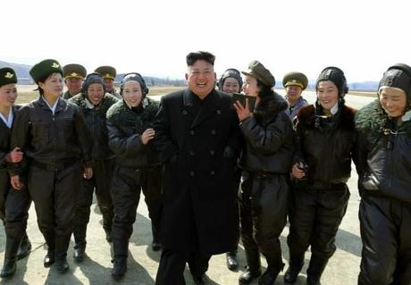 Kim Jong Un with airwomen after a drill by KPA Air and Anti-Air Force #2620 (Photo: Rodong Sinmun).