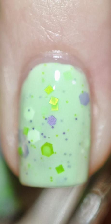 KB Shimmer Spring Release - Swatches & Review (Pic Heavy) KB Shimmer Spring Release - Swatches & Review (Pic Heavy)